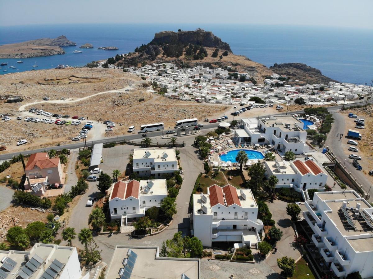 View 4*